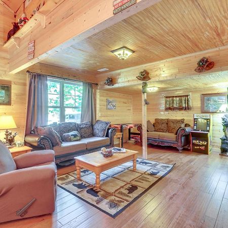 Just Fur Relaxin Sevierville Cabin With Hot Tub! מראה חיצוני תמונה