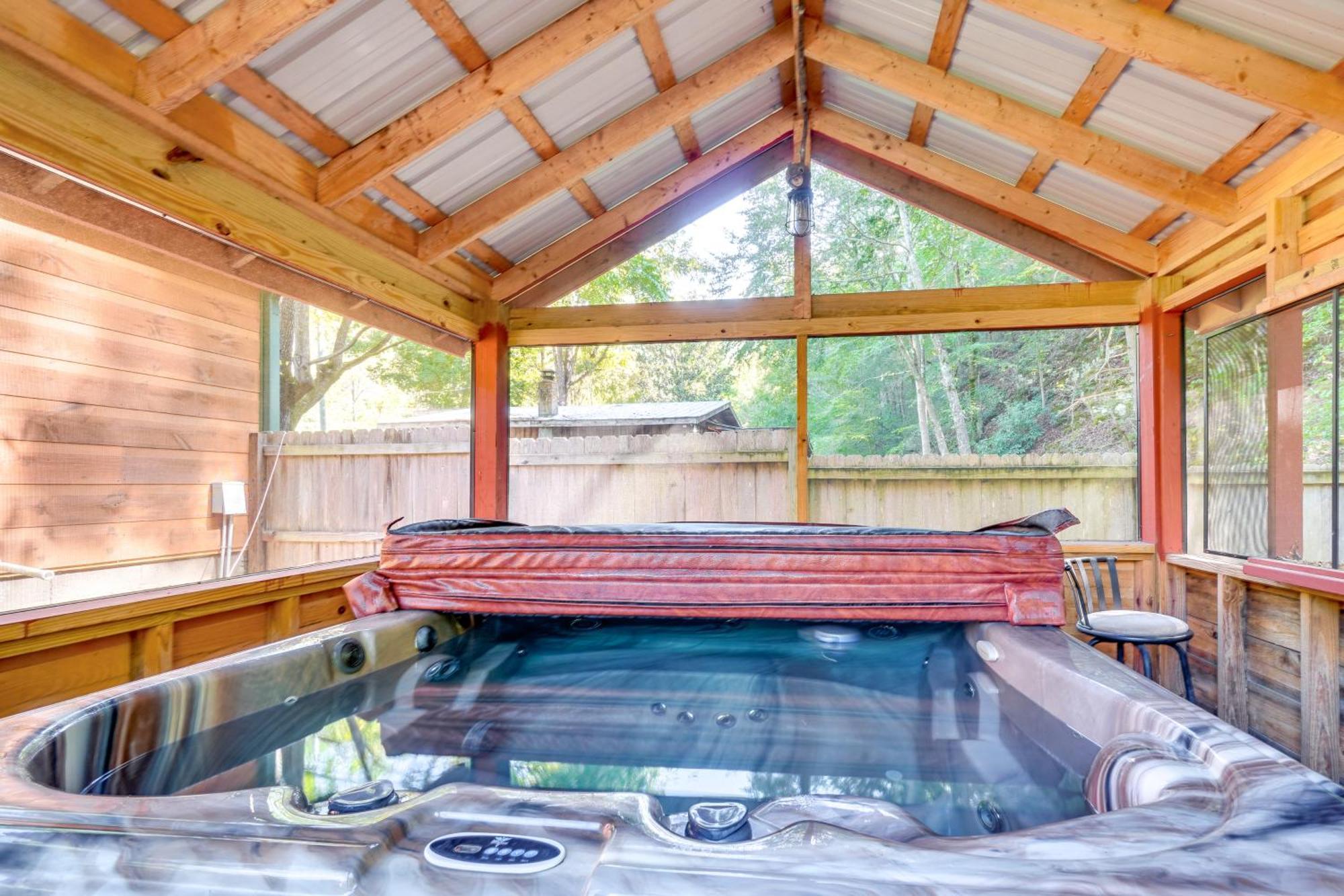 Just Fur Relaxin Sevierville Cabin With Hot Tub! מראה חיצוני תמונה