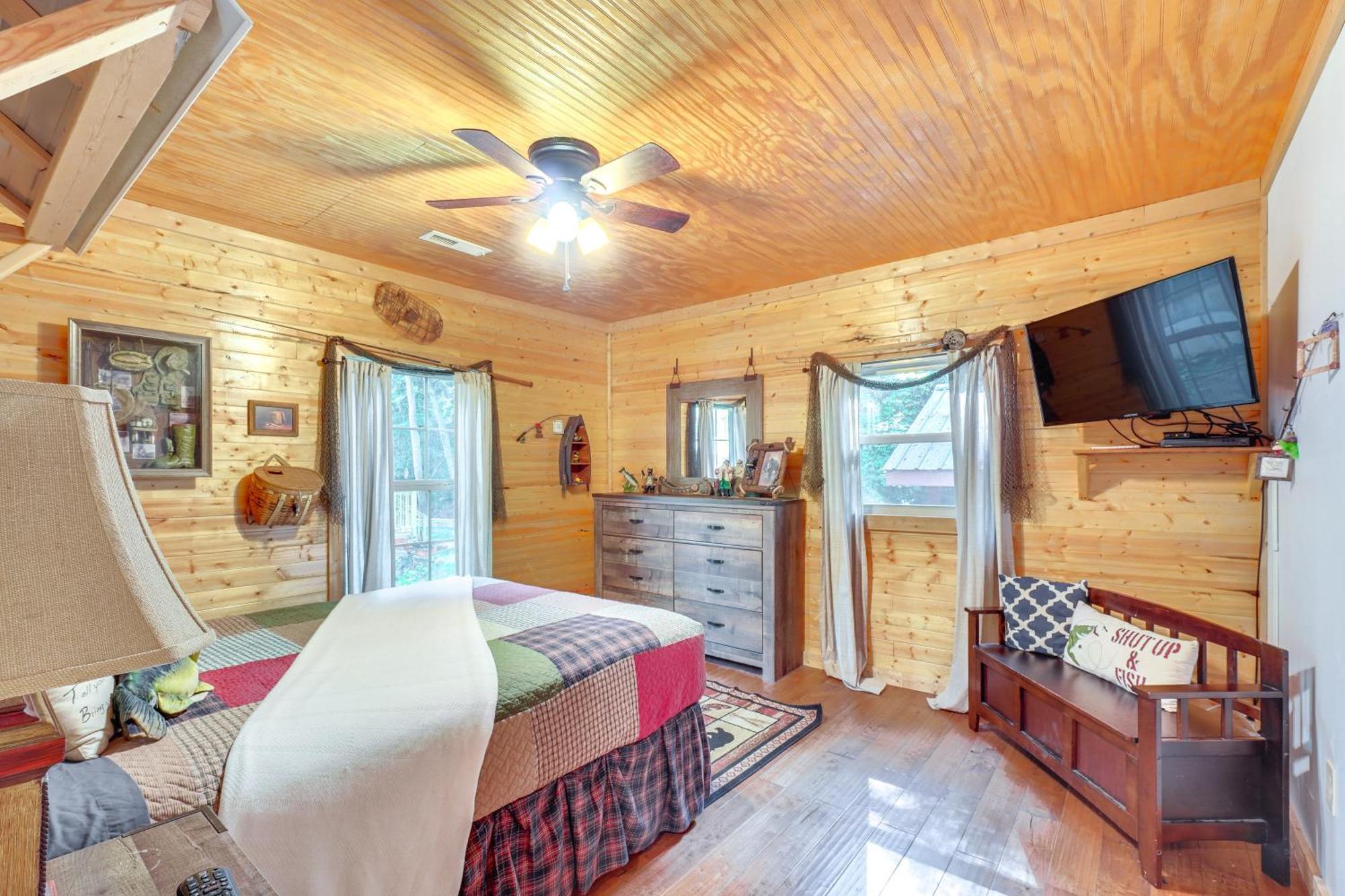 Just Fur Relaxin Sevierville Cabin With Hot Tub! מראה חיצוני תמונה
